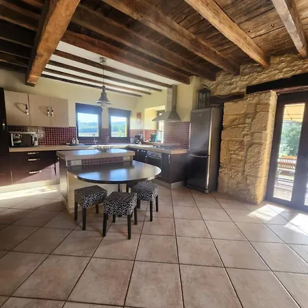 Апартаменты Grange Des Endrevies Saint-Andre-d'Allas